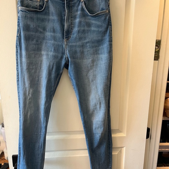 Zara stretch jeans size 10 - Picture 3 of 4